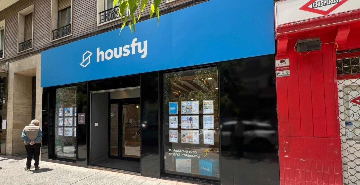 ¿Cuánto cobra Housfy inmobiliaria en Barcelona por sus servicios?
