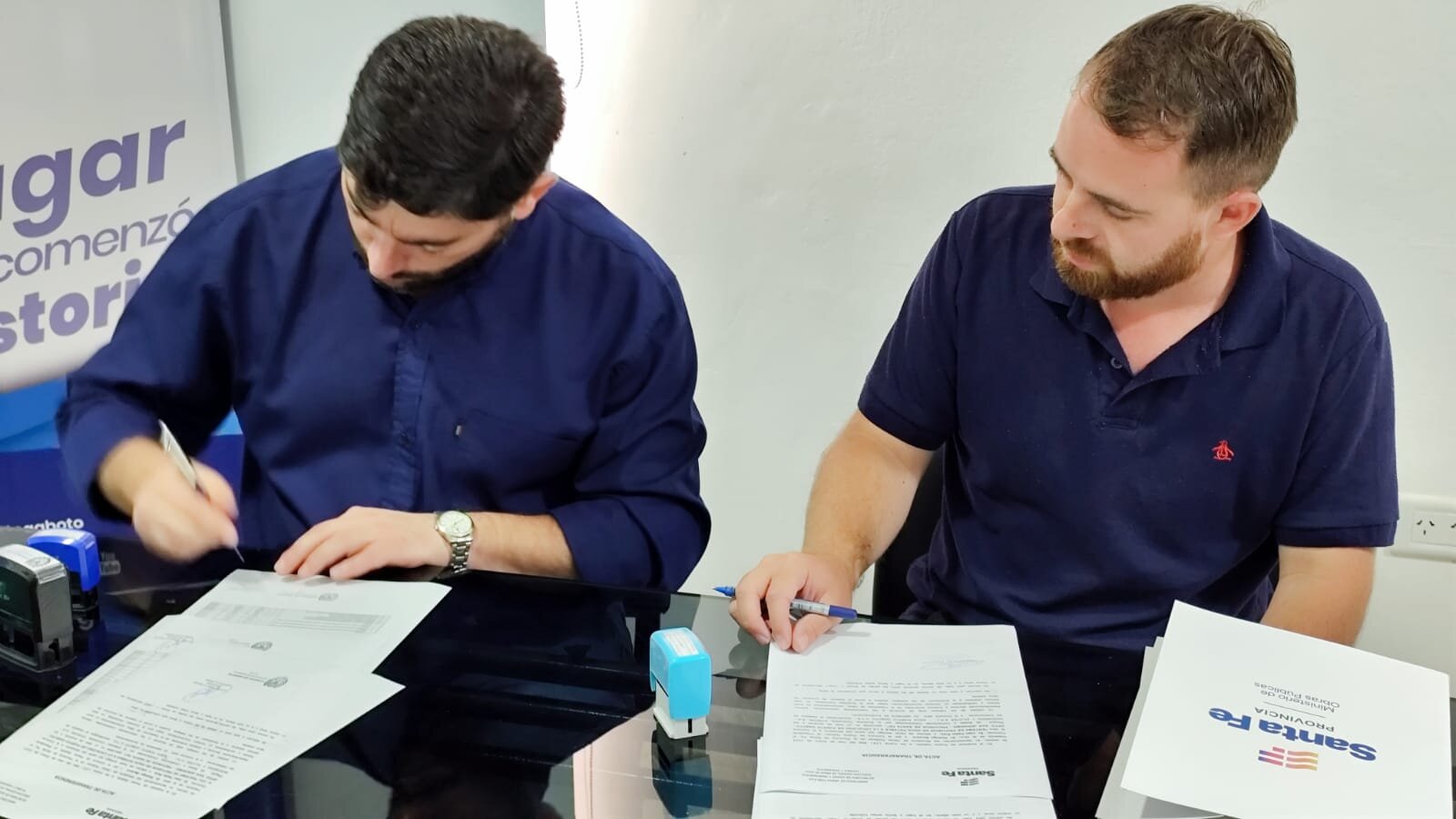 En la Firma del Acta de Transferencia y Registro