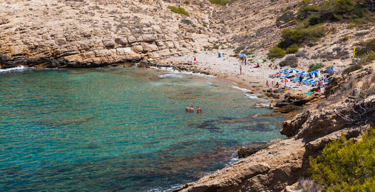 Guía Completa para Encontrar Inmobiliarias en Benidorm ideal para inversión turística con Éxito