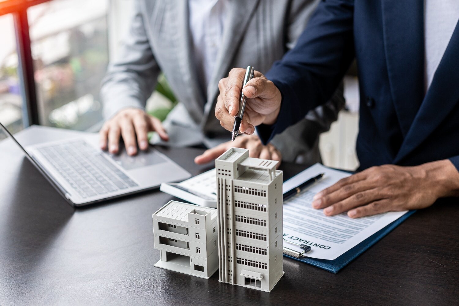 ¿Qué es una API inmobiliaria y por qué es fundamental en el sector inmobiliario?